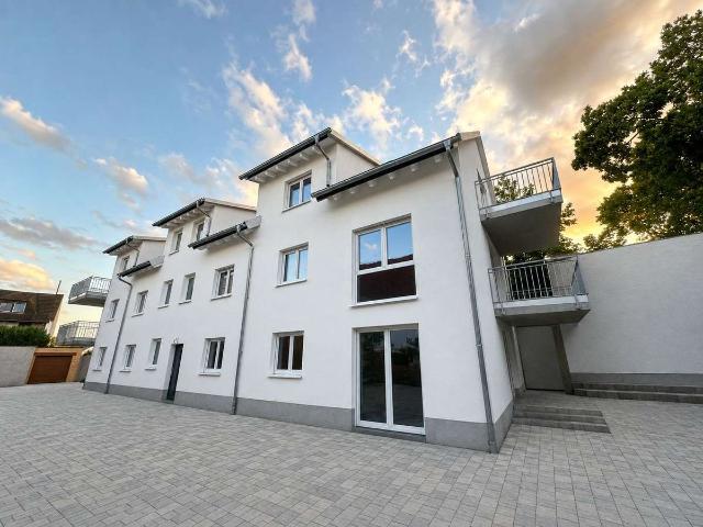 Hochwertige 3 ZKB mit Balkon Wohnung nach KFW 40 Standard