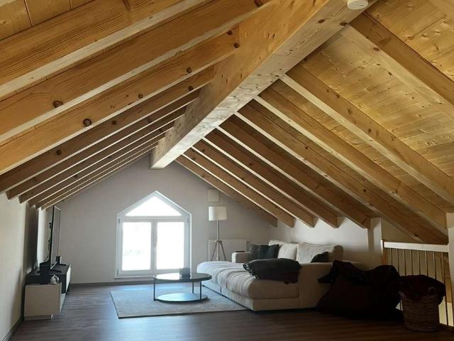 Hochwertige 3,5 Zimmer Wohnung