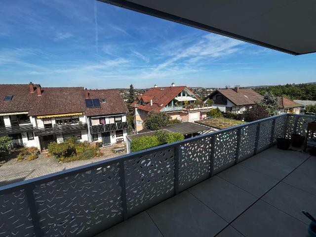 Hochwertige und moderne 3 Zi. Wohnung Neubau 2025 mit Balkon, TG Stellplatz, uvw