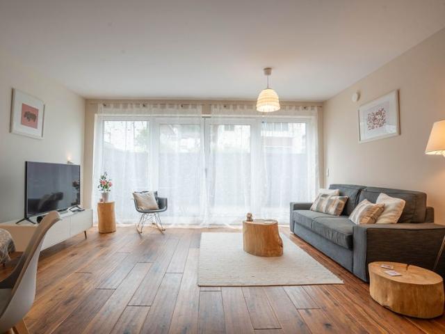 Hochwertige, vollmöblierte 91,75m² Mietwohnung mit Tiefgarage und 2 Schlafzimmern im Zentrum