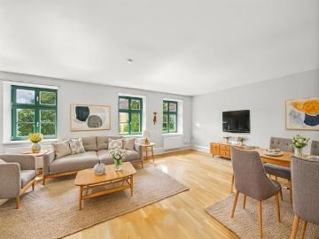 Hochwertige Wohnung mit Balkonen Innenstadtlage