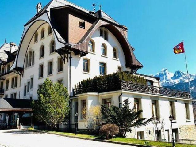 Hochwertige Wohnung in Château d'Oex mit SPA und atemberaubenden Aussichten
