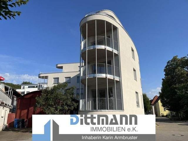 Hochwertige, barrierefreie 3,5 Zimmer Wohnung mit Balkon mitten in Tailfingen