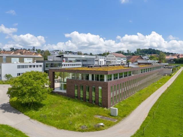Hochwertige Büro und Gewerbeliegenschaft