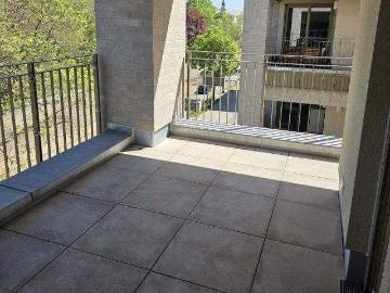 Hochwertige Familienwohnung mit große Balkon in der neuen HafenCity! Lift!