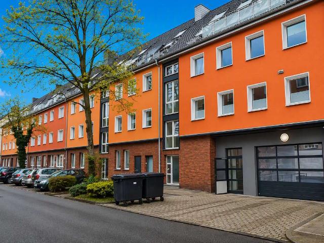 Hochwertige, helle, 3 Zimmer Eigentumswohnung mit Balkon in zentraler Lage von Essen Rüttenscheid!