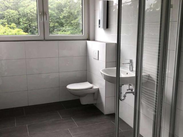 Hochwertige, komplett sanierte Wohnung in Oberhausen Sterkrade