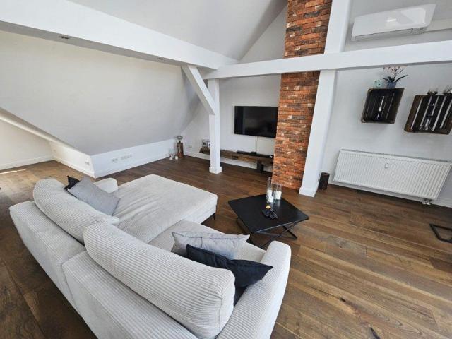 Hochwertige Maisonettewohnung mit Domblick inkl. Dachterrasse, Tageslichtbad, Klimaanlage, SP