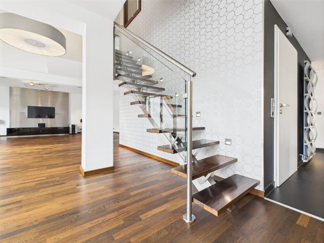 Hochwertige Maisonettewohnung mit Wellnessbereich und moderner Einbauküche – provisionsfrei