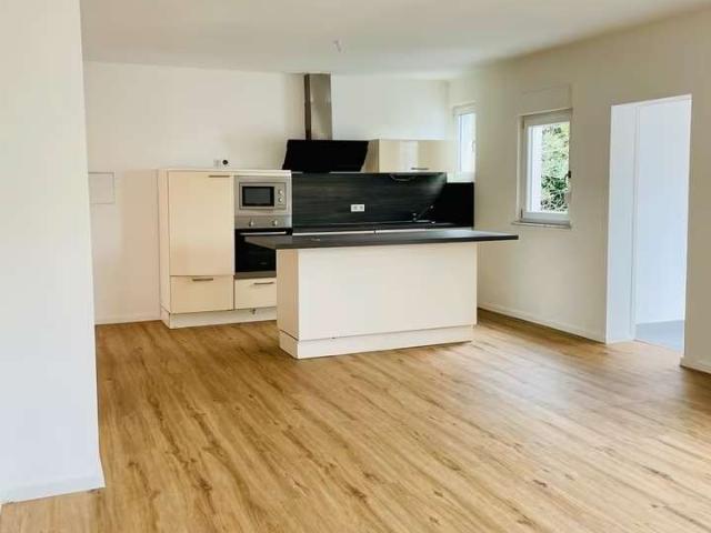 Hochwertige, moderne 2 Zimmer Wohnung mit Küche ab 1.10. frei!
