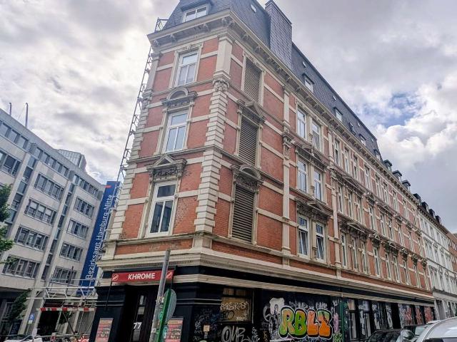 Hochwertige, modernisierte 4,5 Zimmer Altbau Wohnung in Hamburgs Neustadt