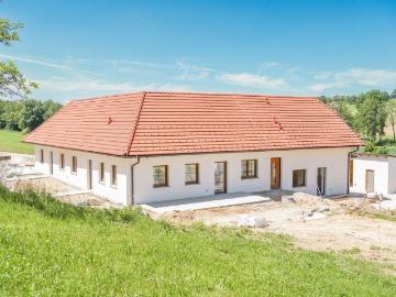 Hochwertige Neubauwohnung mit Eigengarten und Carpot, wohnen in absoluter Ruhe und Grünlage