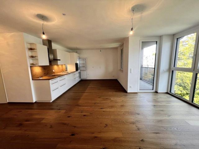 Hochwertige Neubau 3 Zimmer Wohnung mit Loggia perfekt für Familie oder WG