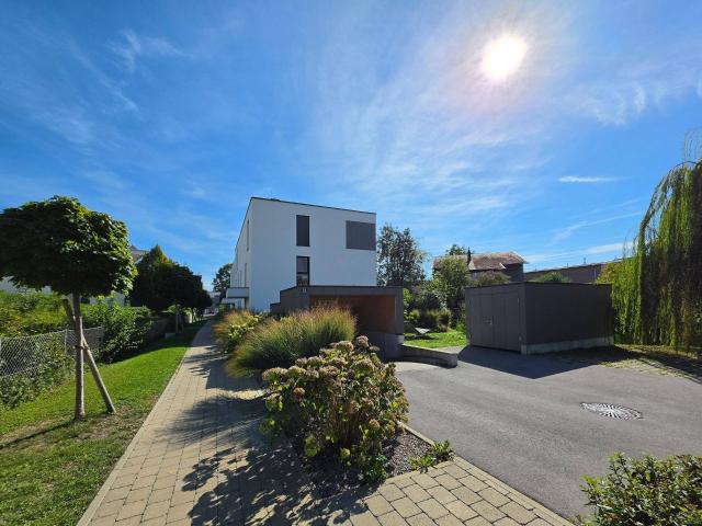 Hochwertige, sonnige 4 Zimmer Gartenwohnung in Hard in Seenähe