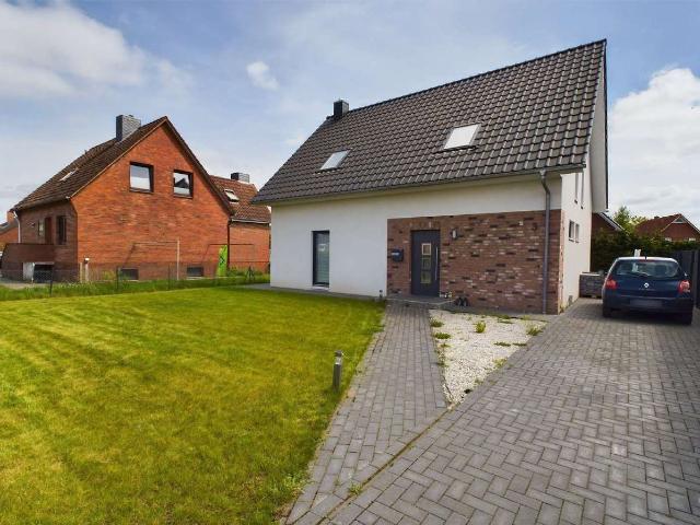 hochwertiges 4 Zimmer Einfamilienhaus von 2021 in familienfreundlicher Wohnlage