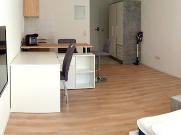 Hochwertiges Apartment vollmöbliert mit TG Stellplatz und großem Balkon ab Juli verfügbar