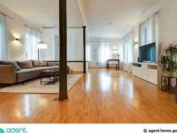 HOCHWERTIGES LOFT