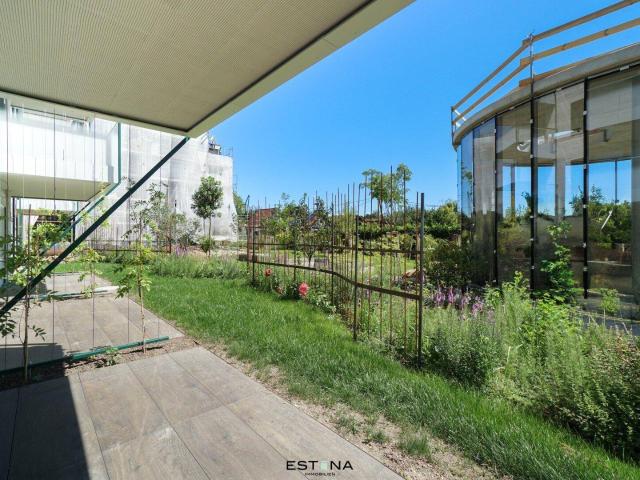 Hochwertiges Wohn und Arbeitsumfeld in einer Gartenlandschaft nach André Heller