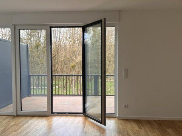 Hochwertiges Wohnen im Grünen 3 Zimmer Etagenwohnung mit Balkon & SP