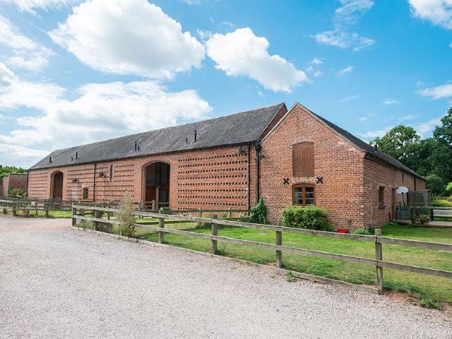 Hocken Barns, Red House Lane, Stourport On Severn DY13, 2 bed barn conversion to rent, £925 pcm | PrimeLocation