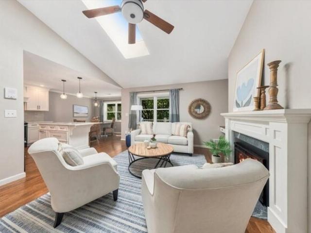 Hockley Dr Unit,hingham, Condo For Sale
