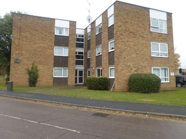 Hoddesdon EN11, 2 bed flat to rent, £1,650 pcm | PrimeLocation