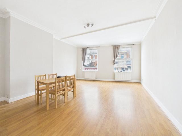 Hoe Street, Walthamstow E17, 2 bed flat to rent, £2,150 pcm | PrimeLocation