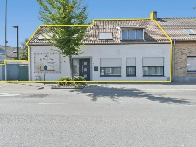 Hoekwoning met 3 slaapkamers te huur in Jabbeke!