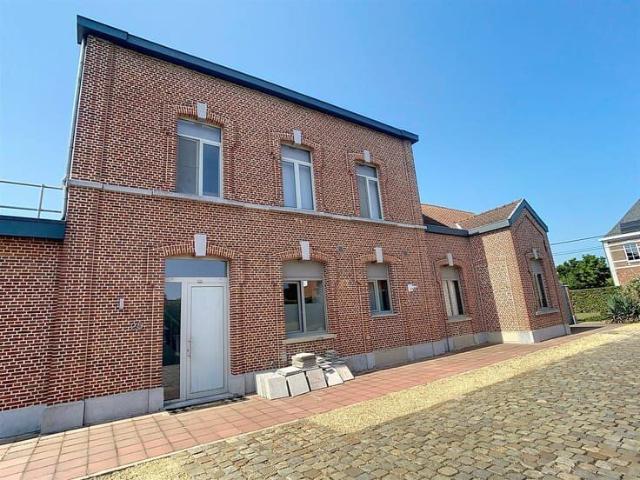 Hoekwoning