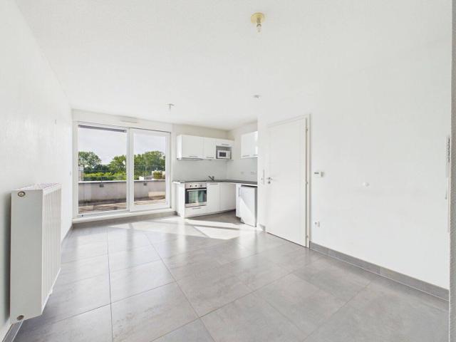 Hoenheim Gare 2 Pièces avec terrasse 24m²