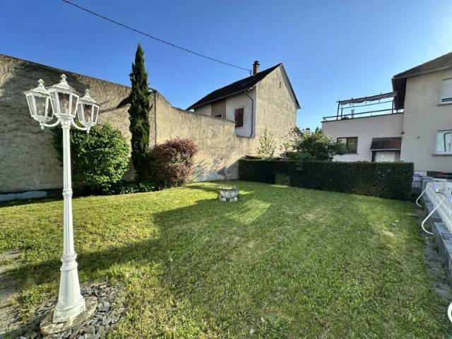 HOENHEIM, impasse Maison 200m²/5,25 ares