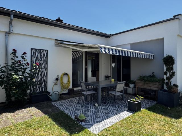 HOENHEIM, maison 4 pièces, jardin, garage