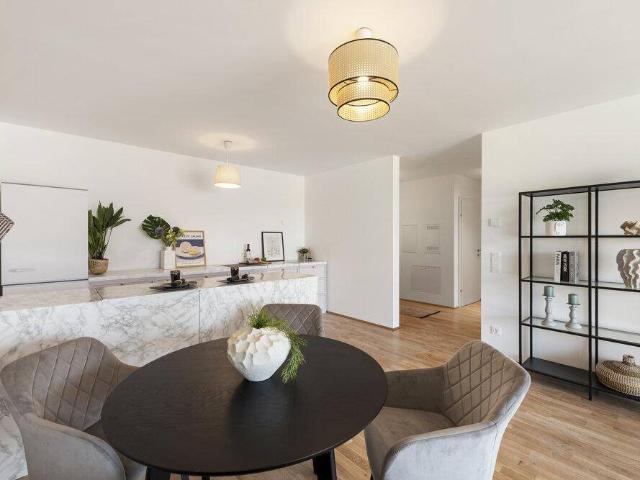 Hof am Park 3 Zimmer Wohnung mit Balkon & Ost West Ausrichtung