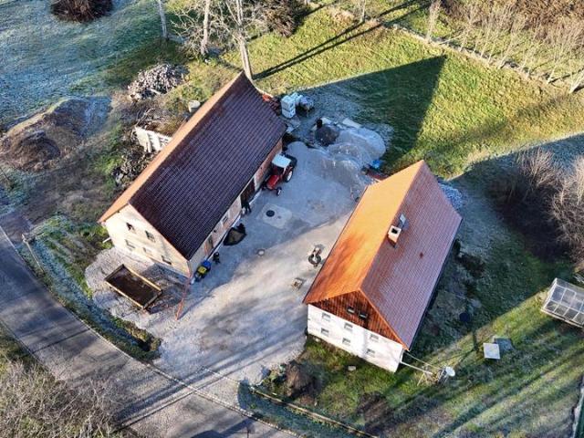 Hof, Bauernhof, Haus, Einfamilienhaus, Scheune, Grundstück,Garten