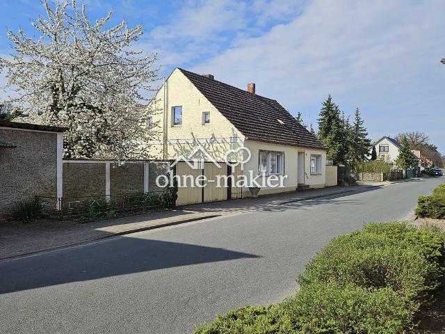 Hofanlage mit Wohnhaus, Scheune & ca. 5.000 m² Land – provisionsfrei