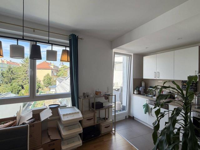 Hofseitig & ruhig – moderne 2 Zimmer Wohnung mit großem Balkon | ZELLMANN IMMOBILIEN