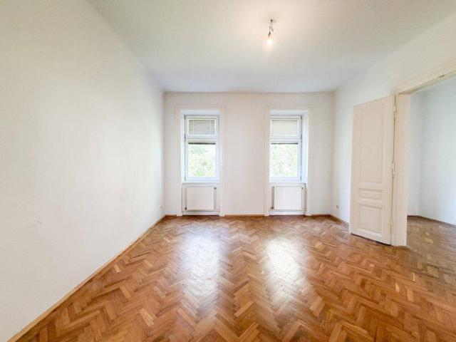 ☀️ SOMMERAKTION VERLÄNGERT: 50 % Provisionsnachlass! HOFSEITIGE ALTBAU RARITÄT IN WÄHRING • BALKON IN ERRICHTUNG • FISCHGRÄTPARKETT & FLÜGELTÜREN
