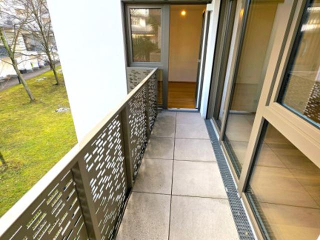 Hofseitige Traumwohnung mit Grünblick! Ideal zur Vermietung + Absolute Ruhelage + Nachhaltigkeit + Photovoltaik + Wärmepumpe! Balkon + Energieeffizienz + Perfekte Anbindung und Nahversorgung! Jetzt zugfreifen!