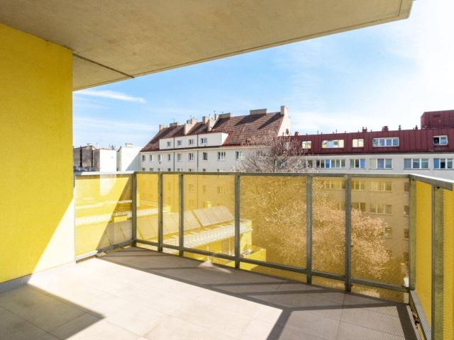 Hofseitige 2 Zimmer Wohnung mit Balkon in Ottakring! Nähe Wilhelminenberg