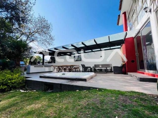 Hogar contemporáneo en venta