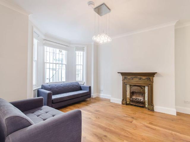 Hogarth Road, Earls Court, London SW5, 2 bed flat to rent, £5,417 pcm | PrimeLocation