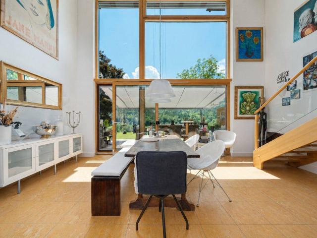 Hohe Fensterfronten, Eleganz, Seeblick und unvergleichliches Wohngefühl