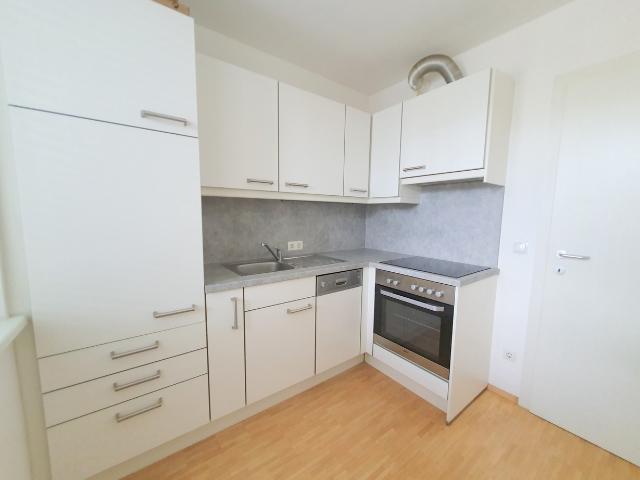 HOHE WOHNQUALITÄT MIT GROSSEM SÜDBALKON NÄCHST TU INFFELDGASSE.