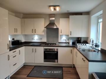 Holt Avenue, Milton Keynes MK10, 3 bed semi detached house to rent, £1,900 pcm | PrimeLocation