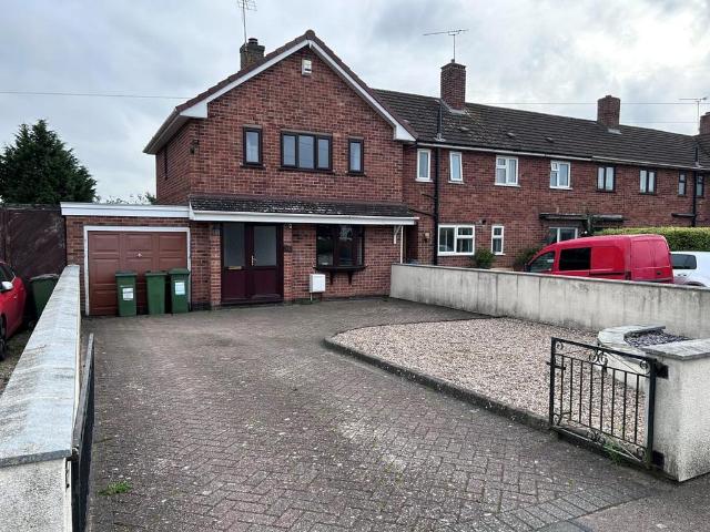 Holt Crescent, Thurlaston, LE9 2 bed terraced house to rent £1,100 pcm £254 pw