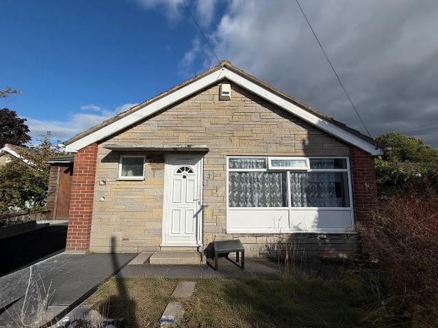 Holt Green, Leeds LS16, 3 bed bungalow to rent, £1,400 pcm | PrimeLocation