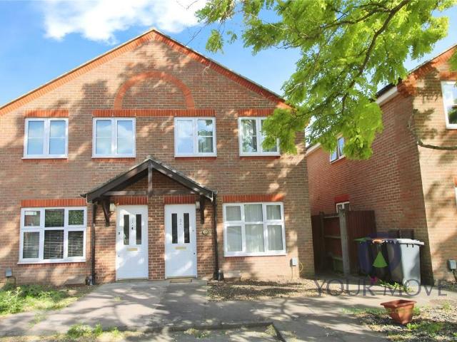Holt Row, Bedfordshire MK42 2 bed semi detached house to rent £1,350 pcm £312 pw