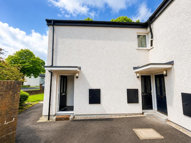 Holtdale Avenue, Leeds LS16, 1 bed flat to rent, £795 pcm | PrimeLocation