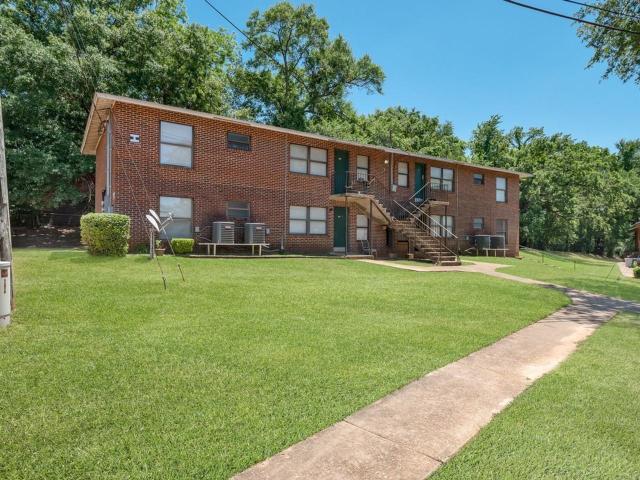 Holton Apartments 3 Bedroom Apartment for Rent at 2500 Holton St, Tallahassee, FL 32310 Bond Westside