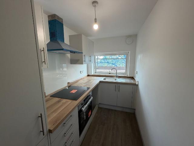 Holyhead Road, Birmingham B21, 1 bed flat to rent, £875 pcm | PrimeLocation